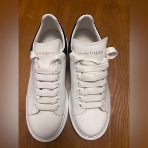 Alexander McQueen Men’s Oversized Sneaker